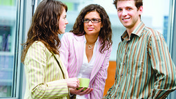 3 junge Menschen.jpg